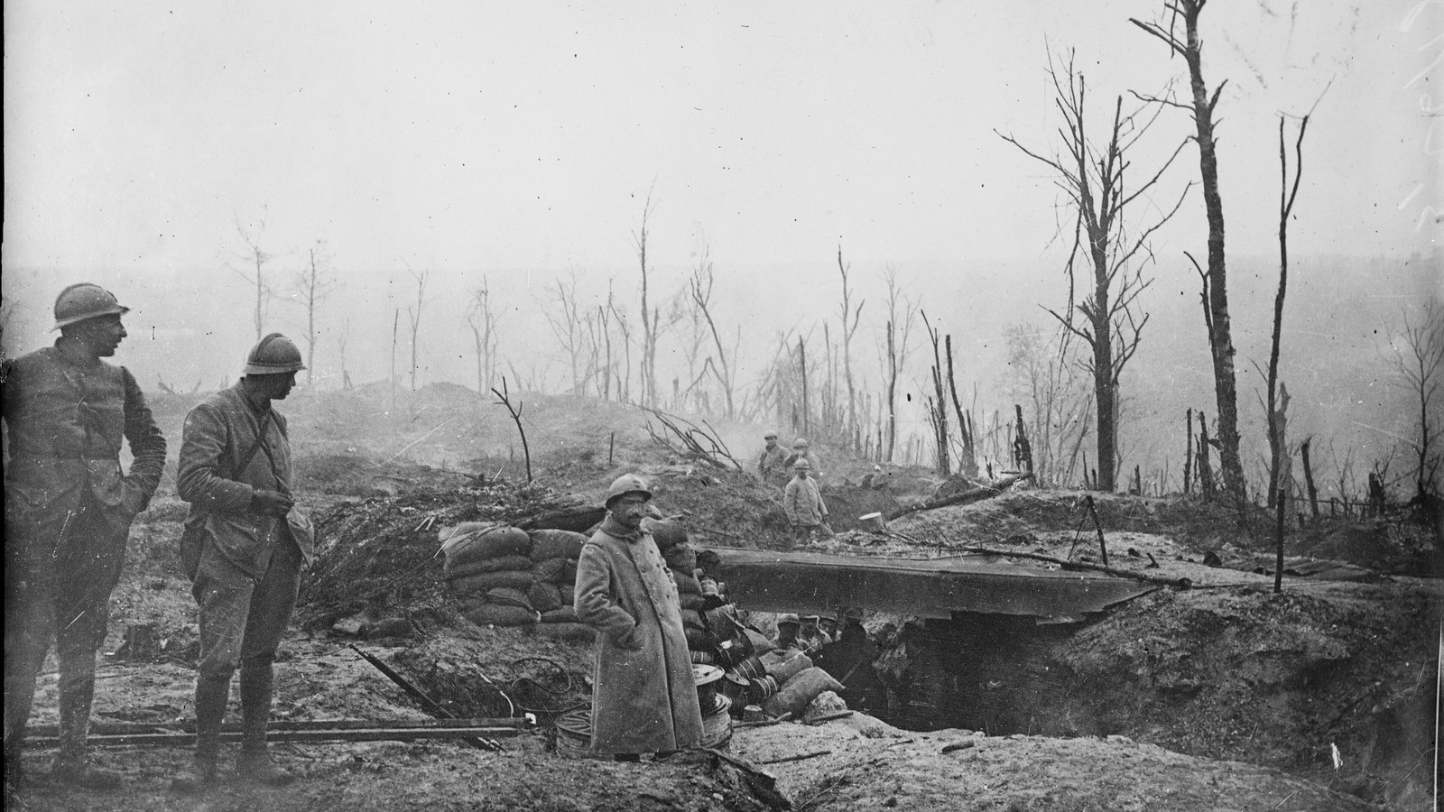 French soldiers holding a shattered trench under bombardment at Verdun, 1916