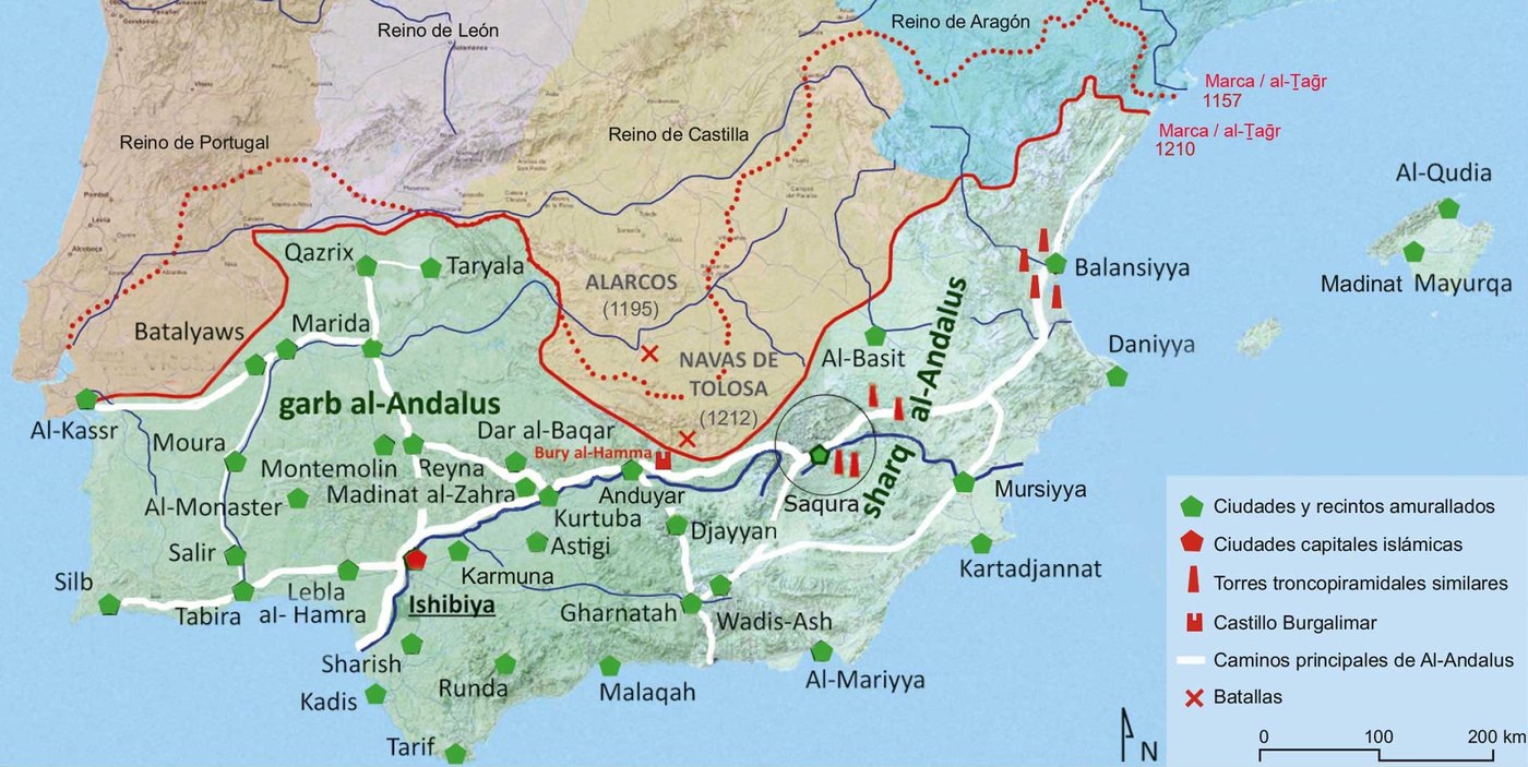 Mapa plastyczna południowej Iberii z zielonymi znakami miast, czerwonymi liniami granic i czerwonymi krzyżykami przy Alarcos i Navas de Tolosa