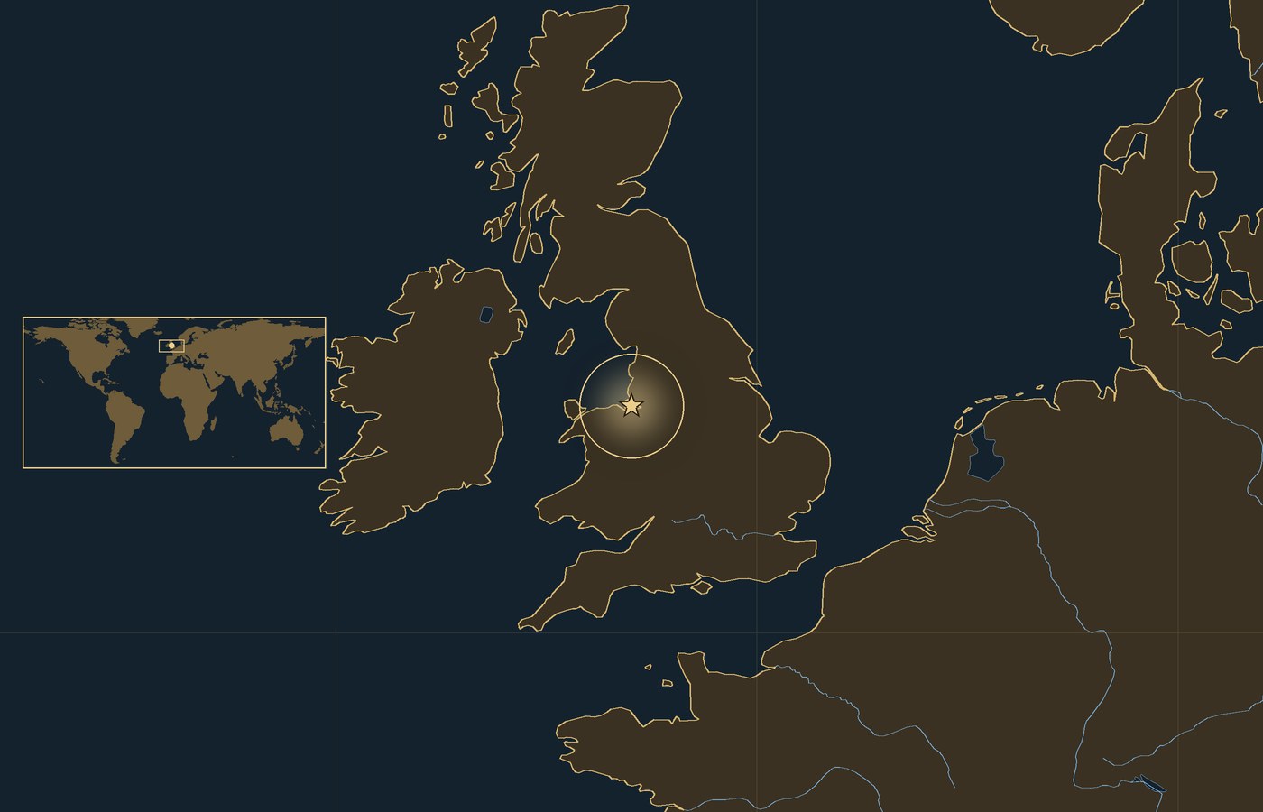 Ciemna mapa lokalizacyjna ze złotą gwiazdką w świecącym kółku, która wskazuje Bromborough na półwyspie Wirral, najszerzej popierane z proponowanych miejsc bitwy pod Brunanburh, z wybrzeżami, rzekami i jeziorami regionu oraz małą wkładką z mapą świata, na której zaznaczono ten obszar