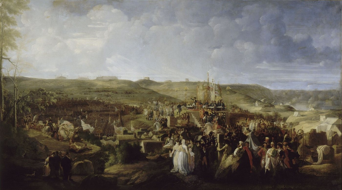Wide painting of massed troops and crowds on the coast at Boulogne around a central ceremony