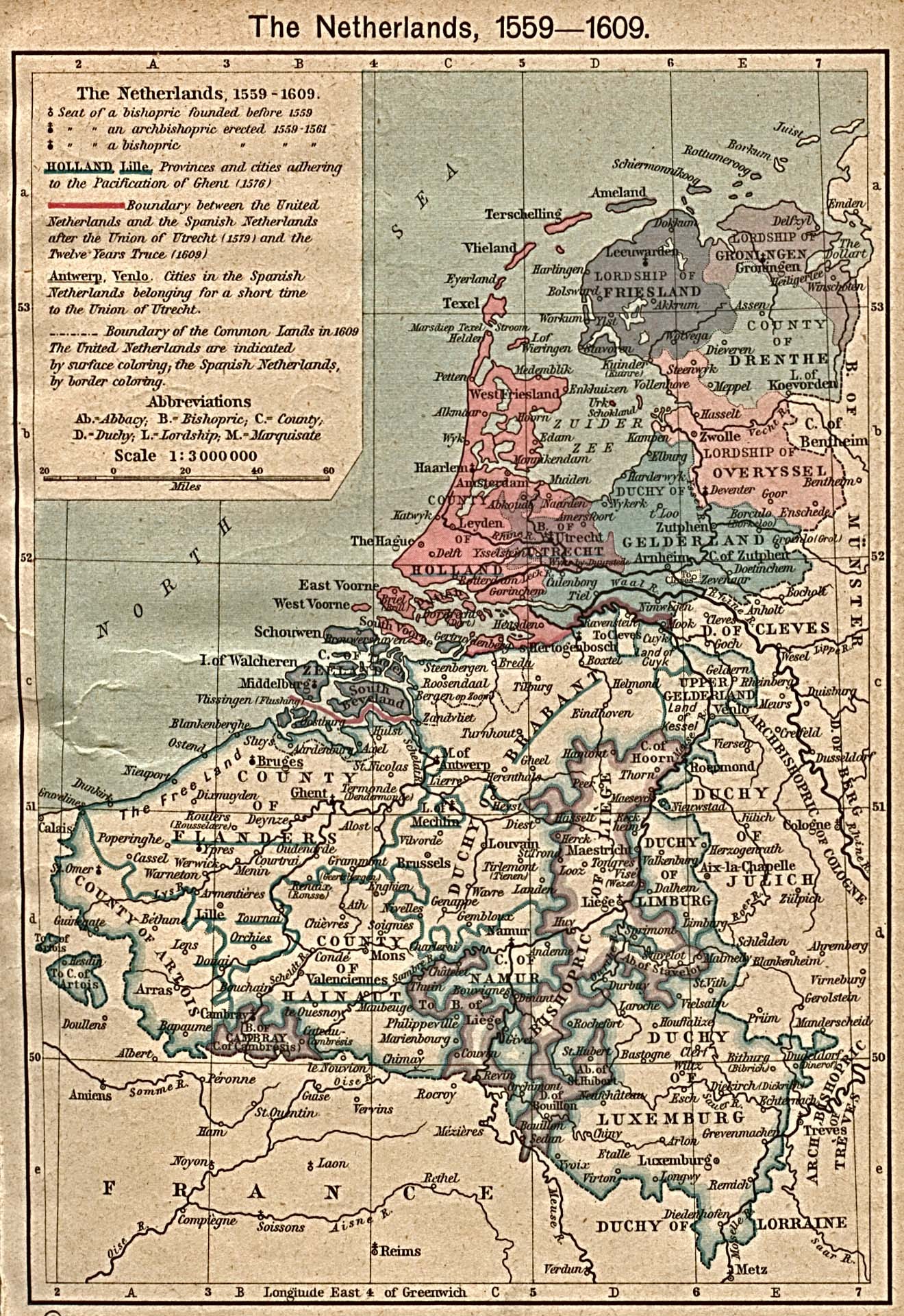 Barwna mapa historyczna Niderlandów od wysp Morza Północnego po Lotaryngię, z prowincjami Zjednoczonych Niderlandów zacienionymi na różowo, szaro i zielono na północy, Niderlandami Hiszpańskimi obrysowanymi na południu, czerwoną granicą między nimi i legendą w lewym górnym rogu.