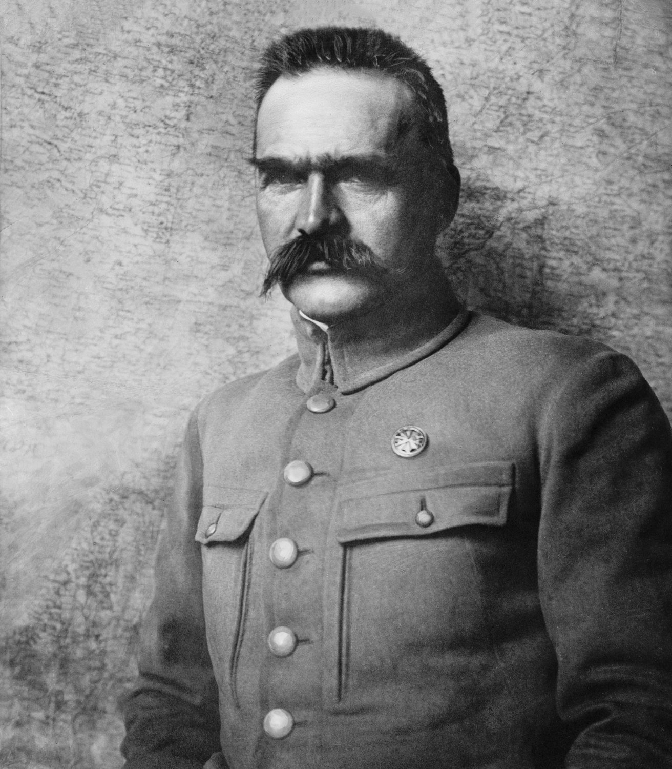 Black and white portrait of Józef Piłsudski with a moustache